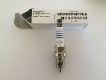 China GM High Performance Spark Plugs 95519058 With Single Electrode 1214031 Auto Engine Spare Parts supplier