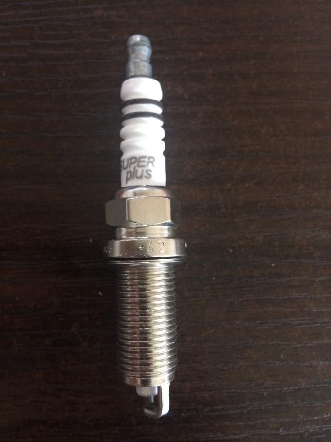 Peugeot 206 405 Toyota Innova Spark Plug Denso K20HR-U11 BOSCH FR8SC +42 OEM 0242229797