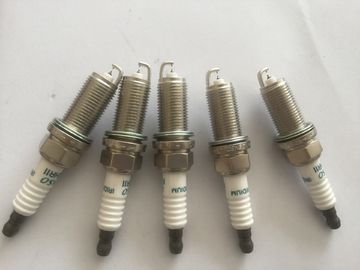 China DENSO Iridium Platinum Spark Plug Toyota FK20HR11 90919-01247 Match With  ILFR6D-11 supplier