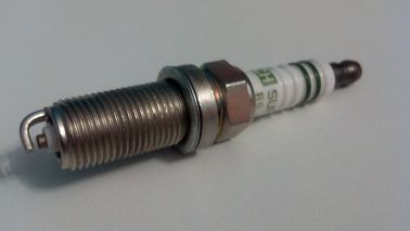 China Copper Motorcycle Spark Plug Bosch FR8ME 0242229630/ FLR5A-11 For Nissan Peugeot supplier