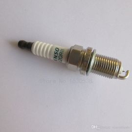 China Auto Accessories Iridium engine Automotive Spark Plugs Denso 90919-01210 / SK20R11 supplier