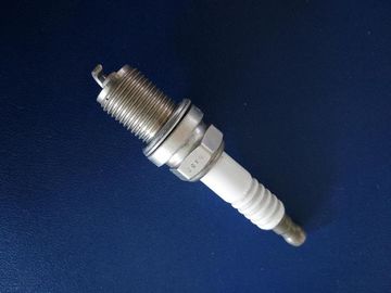 China Universal platinum G-Power car spark plug BKR6EGP 7092 long life supplier