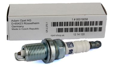 genuine GM 1214120 spark plug with resistor single electrode auto engine part supplier